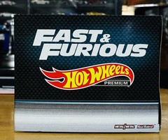 2020 Hot Wheels Premium Fast and Furious Diorama Real Riders 4 Model Set (GMH41)
