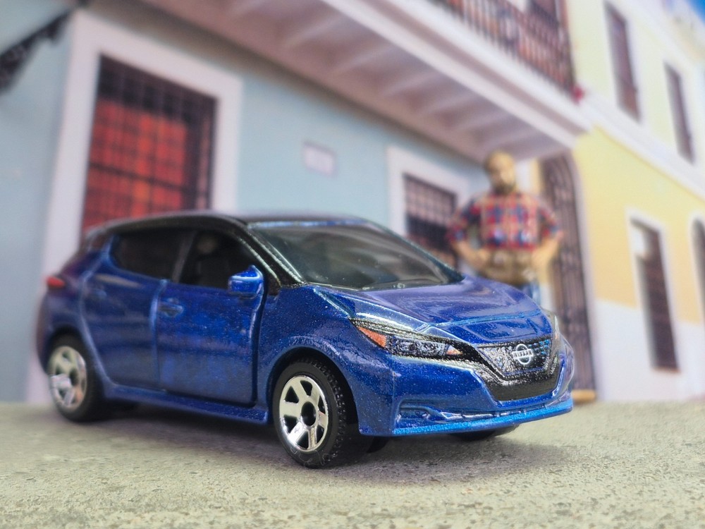 ’23 MATCHBOX 2020 NISSAN LEAF LOOSE 1:64 SCALE MOVING PARTS SERIES USA STOCK!!!