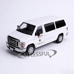1pc Diecast Police SUV 1/64 E350 Los Angeles Sheriff Collectible Alloy Car