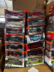 15 Damaged diecast cars 1/24 scale Motormax/Maisto/JADA/BBurago/Welly – LOT SALE