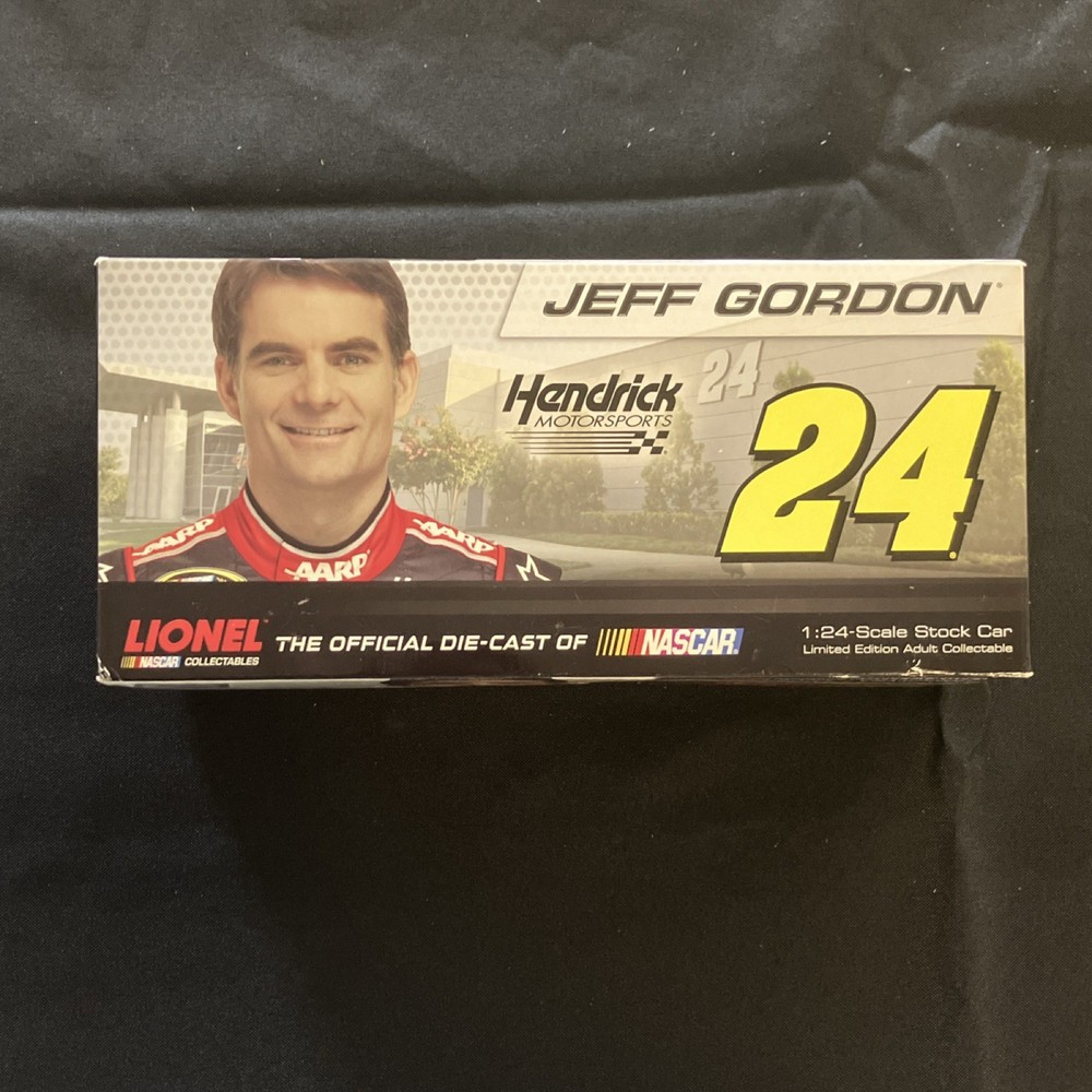 Lionel Jeff Gordon #24 Hendrick 2013 Chevrolet SS 1:24 Limited Edition Diecast