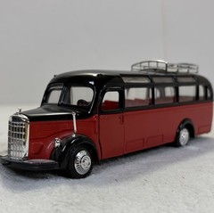Vintage NZG 1:40 Mercedes-Benz O 3500 Omnibus 1949 Diecast Bus Red Black