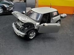 🔥🔥Built MAISTO 1/24 DIECAST MODEL KIT ASSEMBLY LINE Mini Cooper Kit #39219🔥🔥