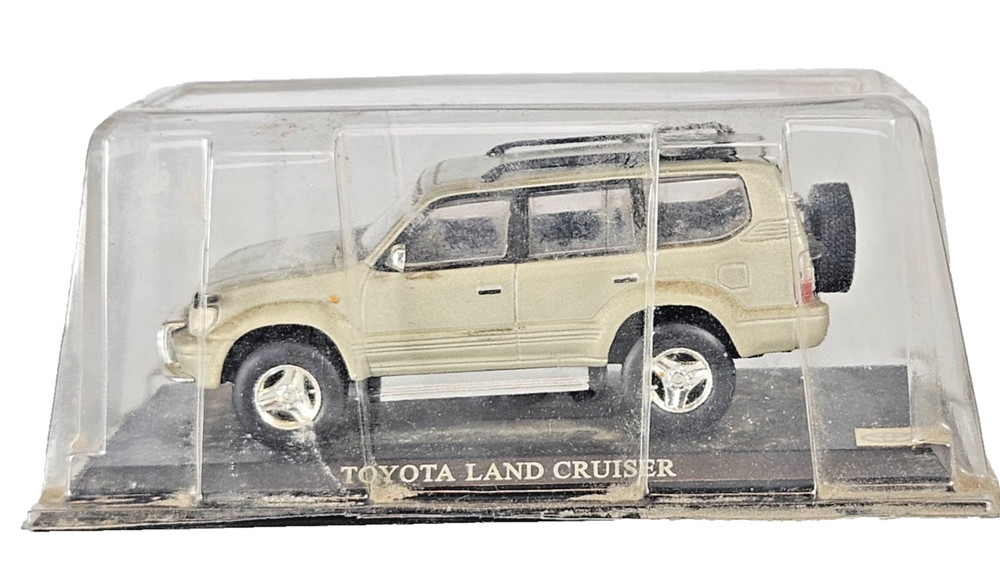 Del Prado Toyota DP2923 1/43 Land Cruiser Prado 1996 Gold 4×4 SUV Car Boxed.