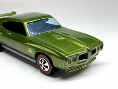 🔥 Hot Wheels ‘70 Green Pontiac GTO Judge CUSTOM MADE REDLINE Die cast