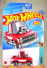 2022 Hot Wheels #104 Tooned 4/5 TOON’D ’83 CHEVY SILVERADO Red w/Chrome 5 Spokes