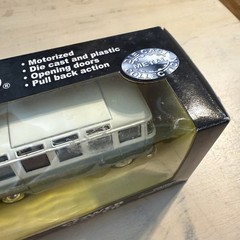 Vintage Maisto Volkswagen Van 1:33 NEW Gray Blue Bus