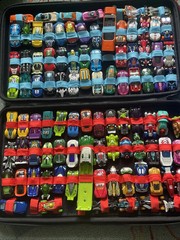 DIECAST MODEL CARS! Huge lot! Huge variety! 30 each! (a few trucks too)