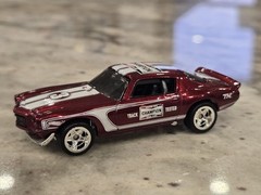 HOT WHEELS 70 CAMARO ROAD RACE #144 2012 SUPER TREASURE HUNT HW PERFORMANCE