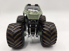 Monster Jam Soldier Fortune Olive Green 1:64 Diecast Army
