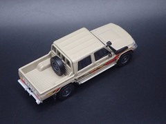 TOYOTA LAND CRUISER 70 SERIES DOUBLE CAB LC79 TRUCK 1/64 SCALE DIECAST MODEL CAR