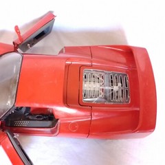 RARE VINTAGE FERRARI F50 BURAGO CLASSIC 1995 DIECAST RED 1/18 SCALE MODEL CAR.