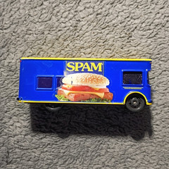 Hot Wheels Fast Foodie SPAM Truck 1:64 Blue Yellow Diecast 2002 Advertising
