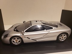 UT Models Mclaren F1 1996 GTR Silver Die Cast 1:18