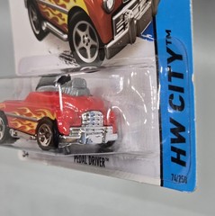 Pedal Driver 74/250 HW City Red 2015 Hot Wheels
