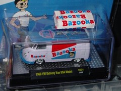 M2 MACHINES 1969 VOLKSWAGEN VW VAN BAZOOKA JOE BUS w/BUBBLE GUM Blue/White, MIP