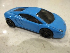 Hot Wheels Lamborghini Gallardo LP 560-4 Blue 1:64 DIECAST Toy Exotic Sports Car