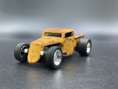 1935 Ford Pickup Truck Rusty Weathered Custom 1/64 Diecast Matchbox Barn Find