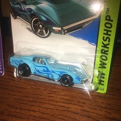 Hot Wheels 2014 Card Kmart KDay #214 69 CORVETTE Sky Blue Exclusive Color 1:64