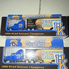 White Rose Kentucky Wildcats 1998 Limited Edition Diecast Tractor Trailer