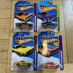 + Hot Wheels HW Showroom 2012 2013 Superbee 212 Barracuda 240 Challenger 222 Lot