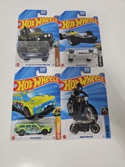 Hot Wheels Kroger Exclusive 2025 Honda CB750 Track Dwagon Land Rover ‘68 Lotus