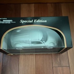 Maisto Special Edition 1:18 Audi “Rosemeyer” Silver Diecast w/ Box