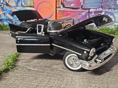 Vntg 2003 Welly 1955 Oldsmobile Super 88 Conv. Black 1:18 Diecast Car NO BOX