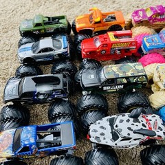 Hot Wheels Monster Jam Lot of 25 – 1:64 Monster Trucks Grave Digger Batman