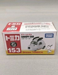 Takara Tomy Dream Tomica #153 Snoopy Car