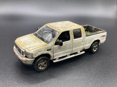 2004 Ford F-250 Weathered Rusty 1/64 Diecast Custom Super Duty 4×4 Pickup Truck