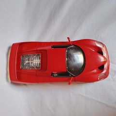 RARE VINTAGE FERRARI F50 BURAGO CLASSIC 1995 DIECAST RED 1/18 SCALE MODEL CAR.