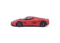 La Ferrari 1:18 Maisto Diecast Special Edition Red Model Car with Stand