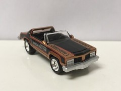 1977 77 Olds Oldsmobile Delta 88 Pace Car Collectible 1/64 Scale Diecast Model