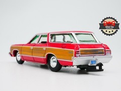1973 CHEVROLET CAPRICE RED 1:64 SCALE DIECAST COLLECTOR COLLECTOR MODEL CAR