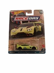 Hot Wheels Premium Race Day Aston Martin Vantage GTE #2/5 (HKC60)