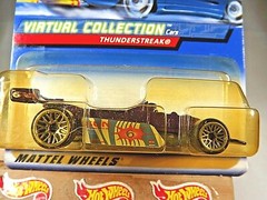 2000 Hot Wheels #135 Virtual Collection Cars THUNDERSTREAK Purple w/ChromeLaceSp
