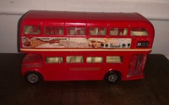 CORGI 1:64 ROUTEMASTER BUS LONDON TRANSPORT MARBLE ARCH HARRODS diecast