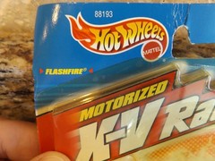 1999 HOT WHEELS MOTORIZED X-V RACERS FLASHFIRE JAGUAR XJ220 Yellow MIP
