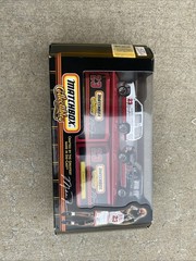Matchbox Collectibles 1999 Michael Jordan 23 Chevy Tahoe 2 Car Set New In Box