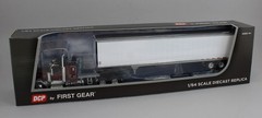 DCP 1:64 *RED* Peterbilt 589 58″ Flattop w/53′ VAN TRAILER *NIB*