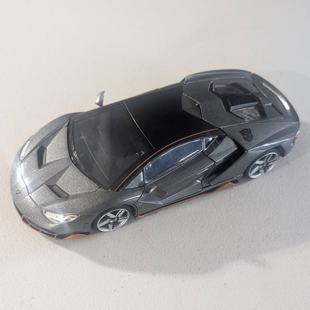 Hasbro Transformers 1:24 Lamborghini Centenario Gray/Orange Diecast Opening