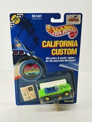 Hot Wheels – California Custom – Mustang Convertible Green/Blue 1:64 Diecast