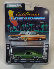 GREENLIGHT 1:64 CALIFORNIA LOWRIDERS R2/D 1970 Chevrolet Monte Carlo Green
