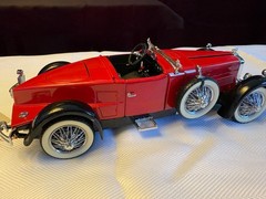 1928 Stutz Black Hawk Boattail Speedster – 1:24th scale by Franklin Mint w/o box