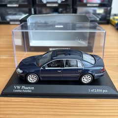 1:43 Minichamps VW Phaeton 2002 Lunablue Perleffekt Blue Metallic 051000
