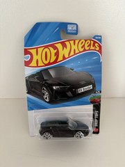 Hot Wheels 2019 Audi R8 Spyder Car New For ages 3 and Up