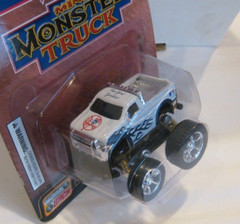 FLEER NY YANKEES FORD F-350 SUPER-DUTY MONSTER PICKUP TRUCK PULL BACK (FAST)