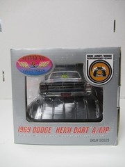 Supercar Collectibles Dick Landy 1969 Dodge Hemi Dart A/MP 1:18 Scale