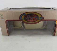 Road Legends 1948 Tucker 1:18 Diecast Model Car New in Box Opening Parts